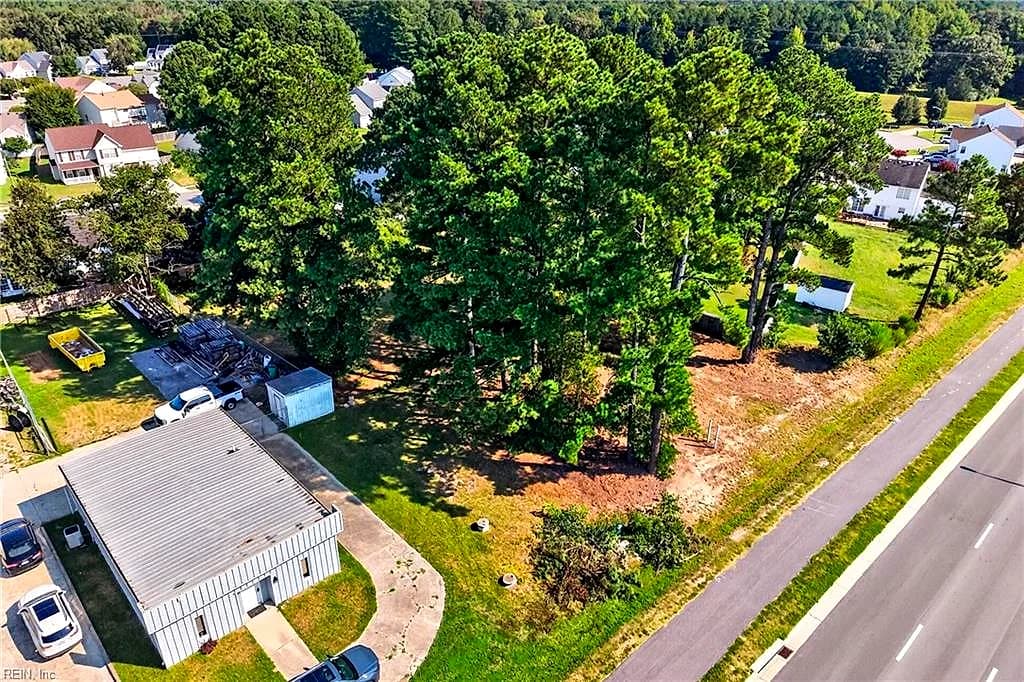 1828 Holland RD, SUFFOLK VA 23434 - Photo 4