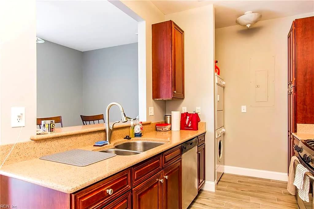 1132 Grace Hill DR, VIRGINIA BEACH VA 23455 - Photo 5