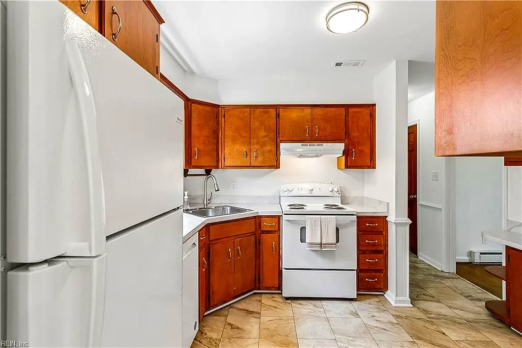 774 Selkirk DR, NEWPORT NEWS VA 23602 thumb 12