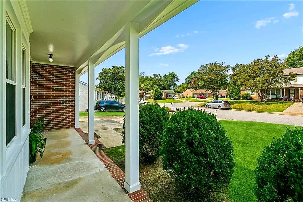 774 Selkirk DR, NEWPORT NEWS VA 23602 - Photo 3