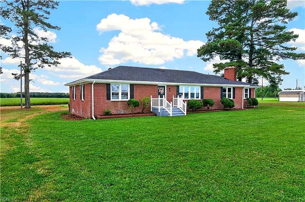 8469 Gates RD, SUFFOLK VA 23437 - Photo 5