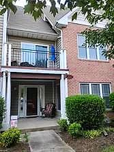 911 Eastfield LN, NEWPORT NEWS VA 23602 - Photo 2