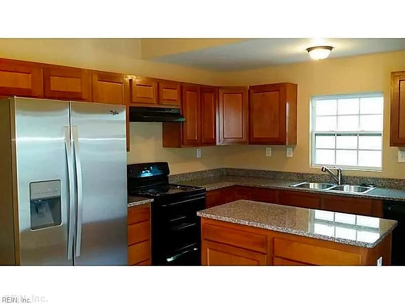 3214 Bapaume AVE, NORFOLK VA 23509 - Main photo