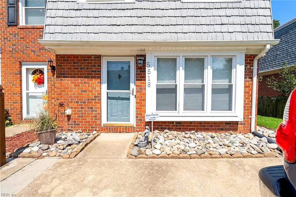 5518 Gates Landing RD, VIRGINIA BEACH VA 23464 - Photo 2