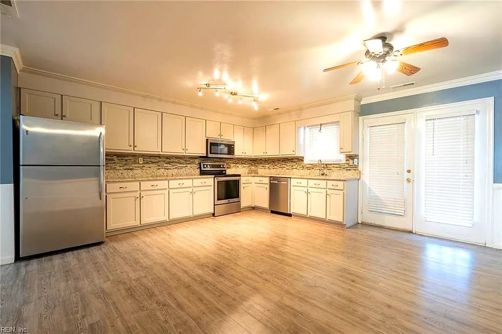 5518 Gates Landing RD, VIRGINIA BEACH VA 23464 - Photo 4