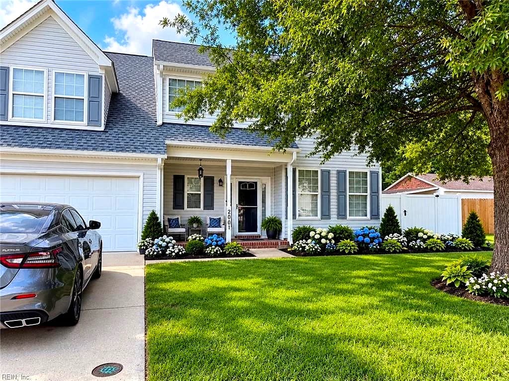 2001 Woodshire WAY, SUFFOLK VA 23434 - Photo 2