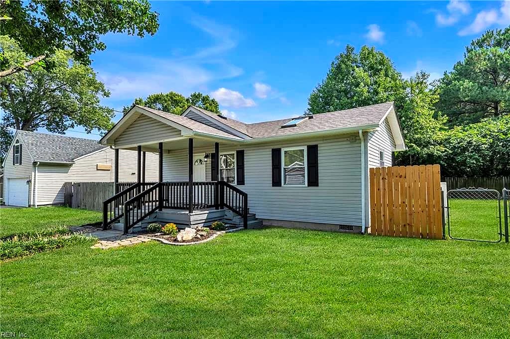320 Hicks AVE, NORFOLK VA 23502 - Photo 4