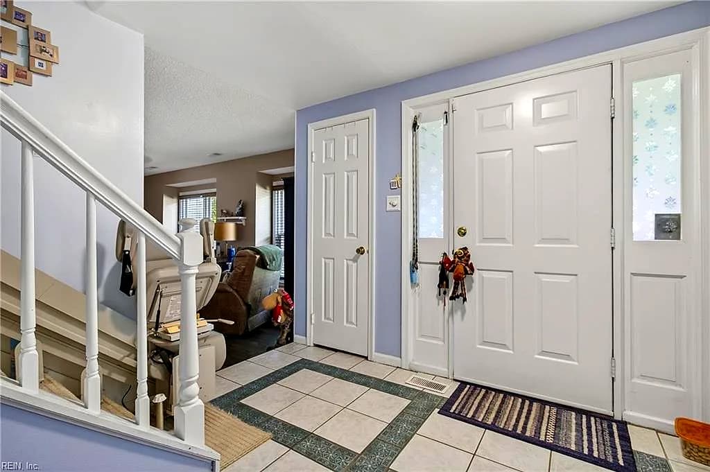 3817 Stoneshore RD, VIRGINIA BEACH VA 23452 - Photo 5