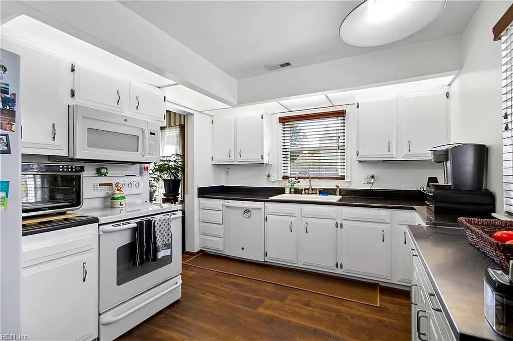 3817 Stoneshore RD, VIRGINIA BEACH VA 23452 thumb 8