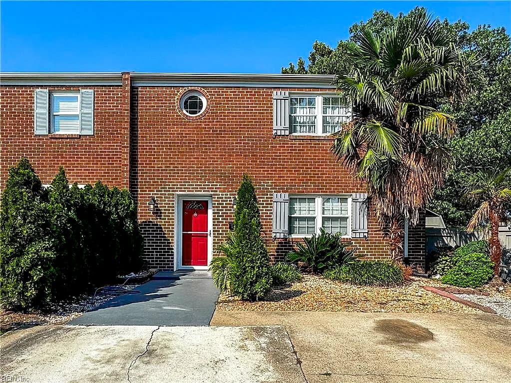 515 Schuyler RD, VIRGINIA BEACH VA 23462 - Main photo