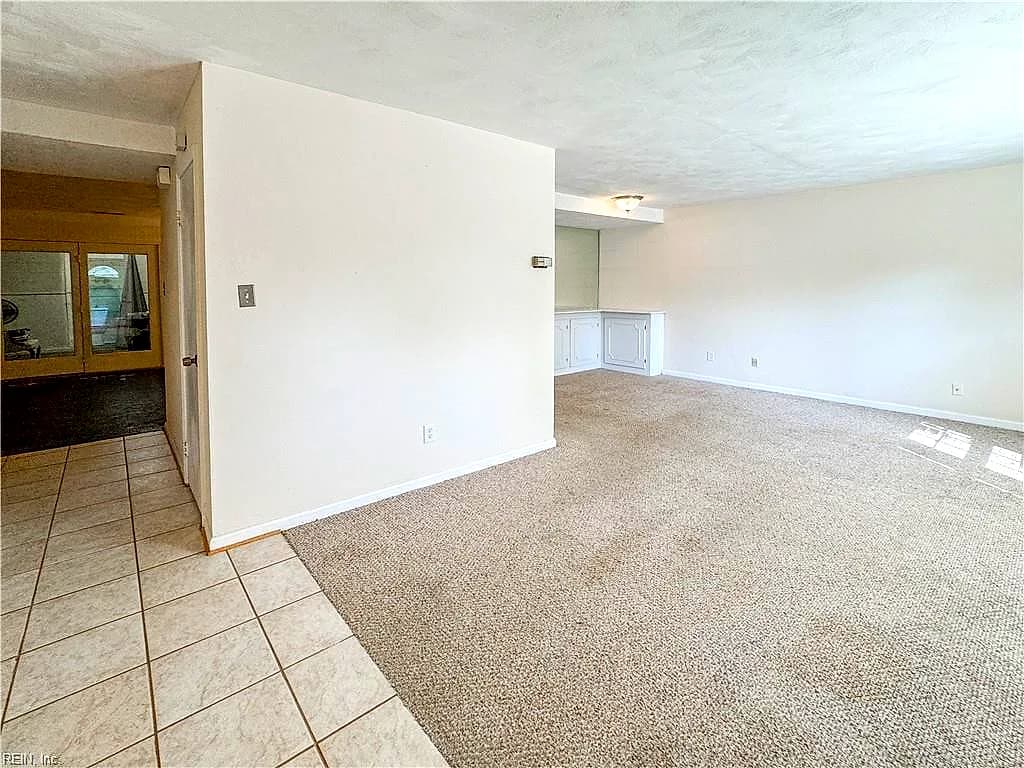 515 Schuyler RD, VIRGINIA BEACH VA 23462 - Photo 4