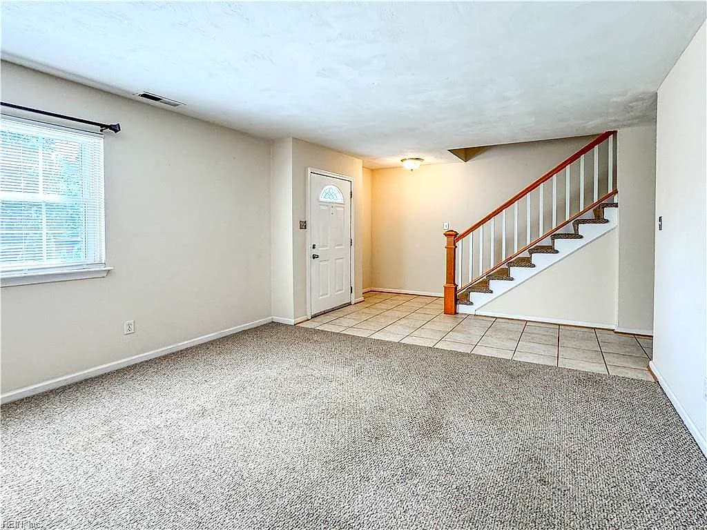 515 Schuyler RD, VIRGINIA BEACH VA 23462 - Photo 5