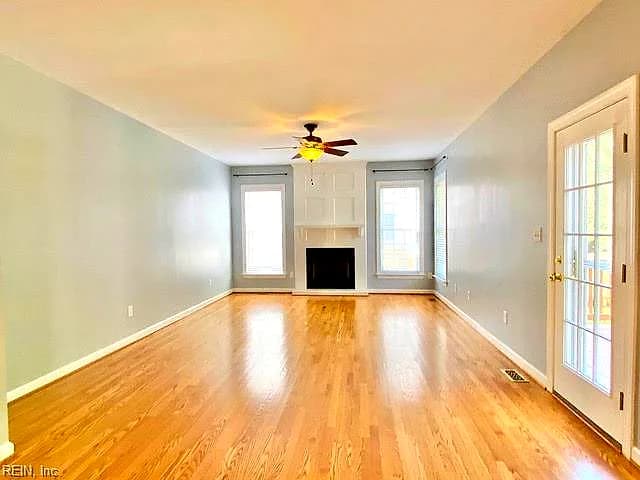 412 Brentmeade DR, YORKTOWN VA 23693 - Photo 4