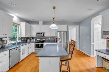 412 Brentmeade DR, YORKTOWN VA 23693 thumb 10