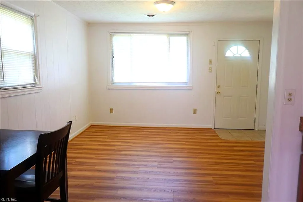 445 Smiley RD, HAMPTON VA 23663 thumb 10