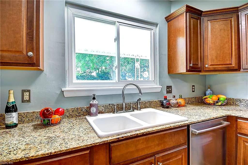 3745 Silina DR, VIRGINIA BEACH VA 23452 thumb 8