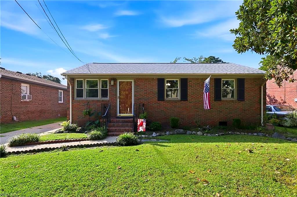 727 Osborn AVE, CHESAPEAKE VA 23325 - Main photo