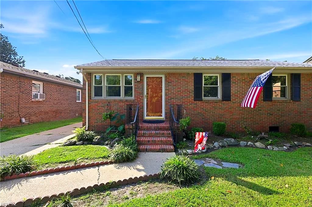 727 Osborn AVE, CHESAPEAKE VA 23325 thumb 6