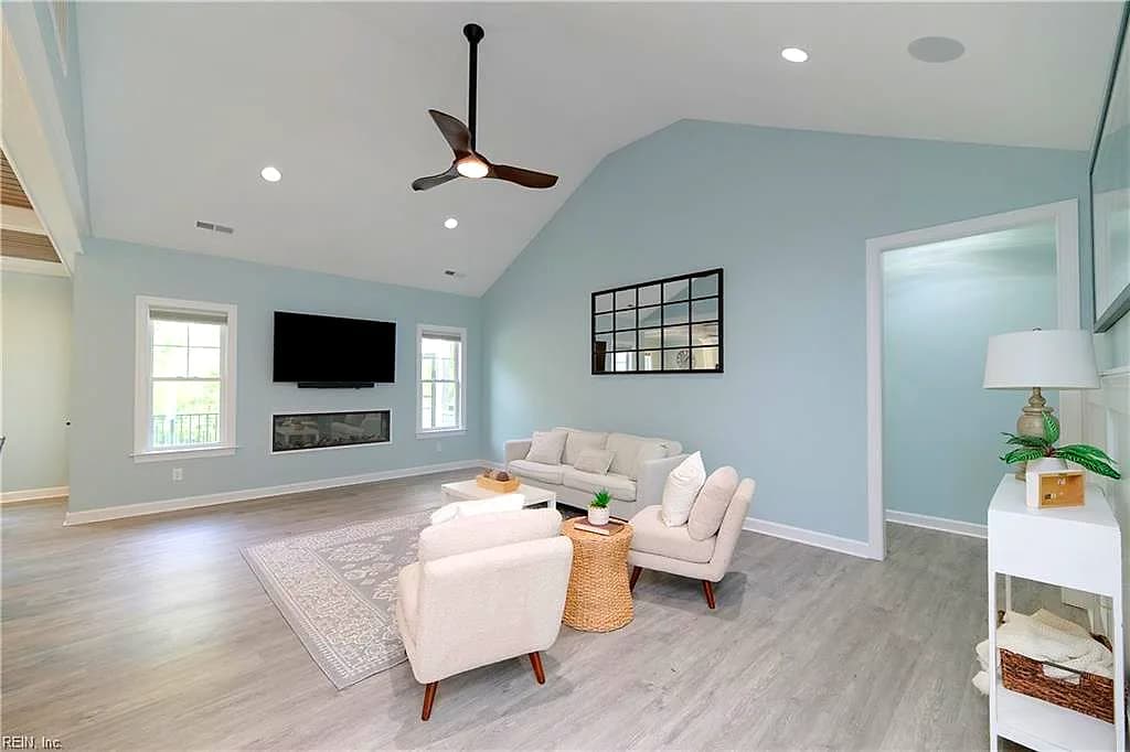 115 Osborn LN, SEAFORD VA 23696 - Photo 5