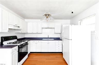 19 Cornelius DR, HAMPTON VA 23666 thumb 5