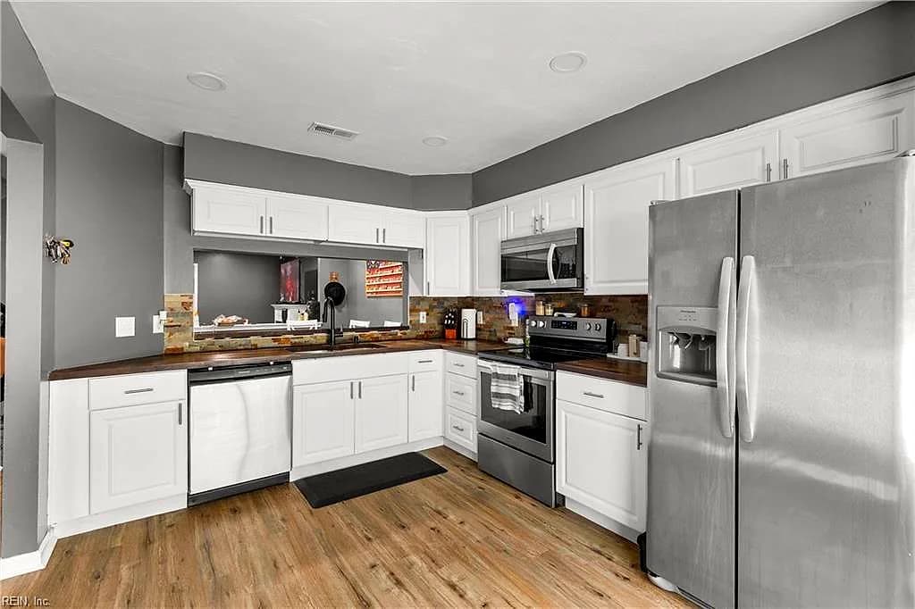 505 SHIRE CHSE, NEWPORT NEWS VA 23602 thumb 6
