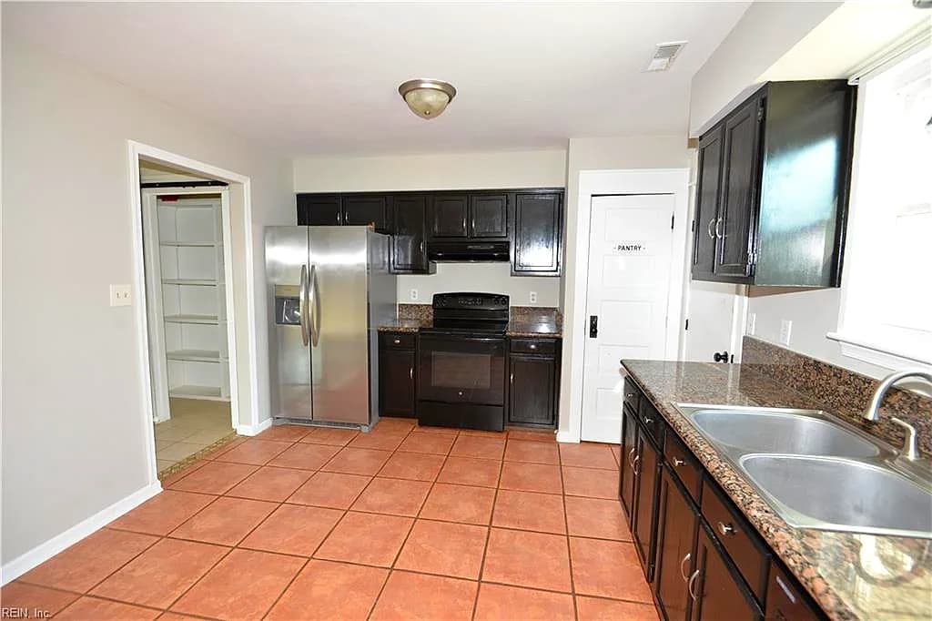 1269 Brahms DR, VIRGINIA BEACH VA 23454 - Photo 4