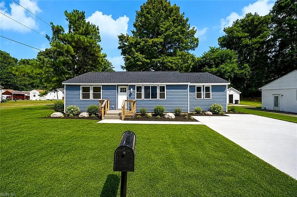 328 Fulcher ST, SUFFOLK VA 23434 - Photo 5