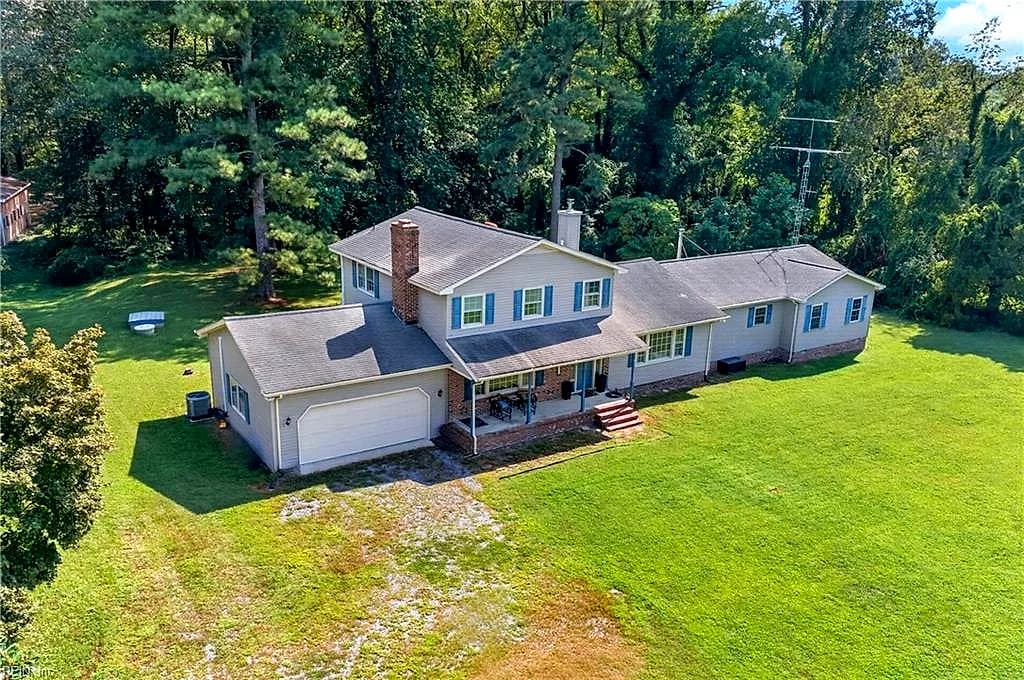 6515 Ark RD, GLOUCESTER VA 23061 - Main photo