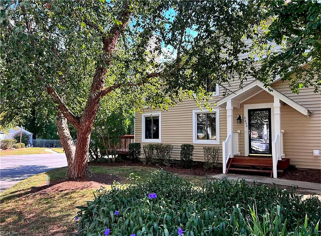 2642 Cove Point PL, VIRGINIA BEACH VA 23454 - Main photo