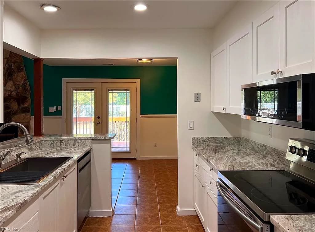 2642 Cove Point PL, VIRGINIA BEACH VA 23454 thumb 12