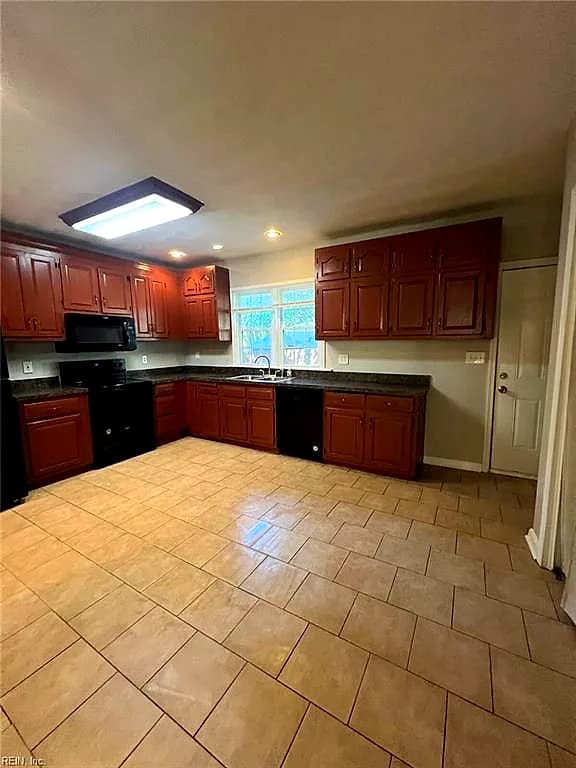 404 Middlesex ST, NORFOLK VA 23523 thumb 9