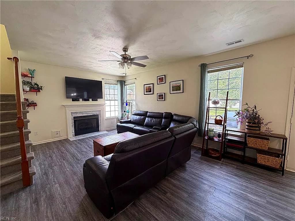 201 Red Duck CIR, SUFFOLK VA 23434 - Photo 4