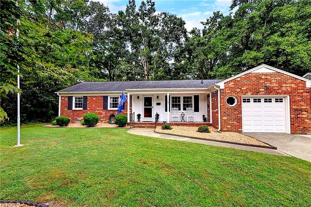 103 Terrell RD, NEWPORT NEWS VA 23606 - Main photo