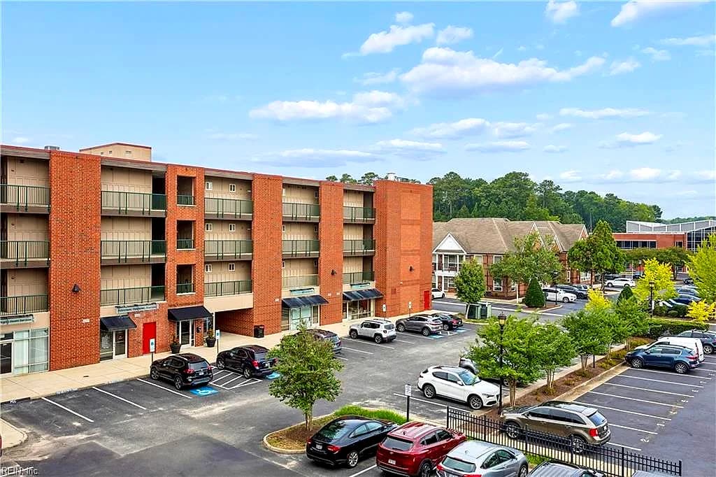 230 Nat Turner BLVD #3013, NEWPORT NEWS VA 23606 - Main photo