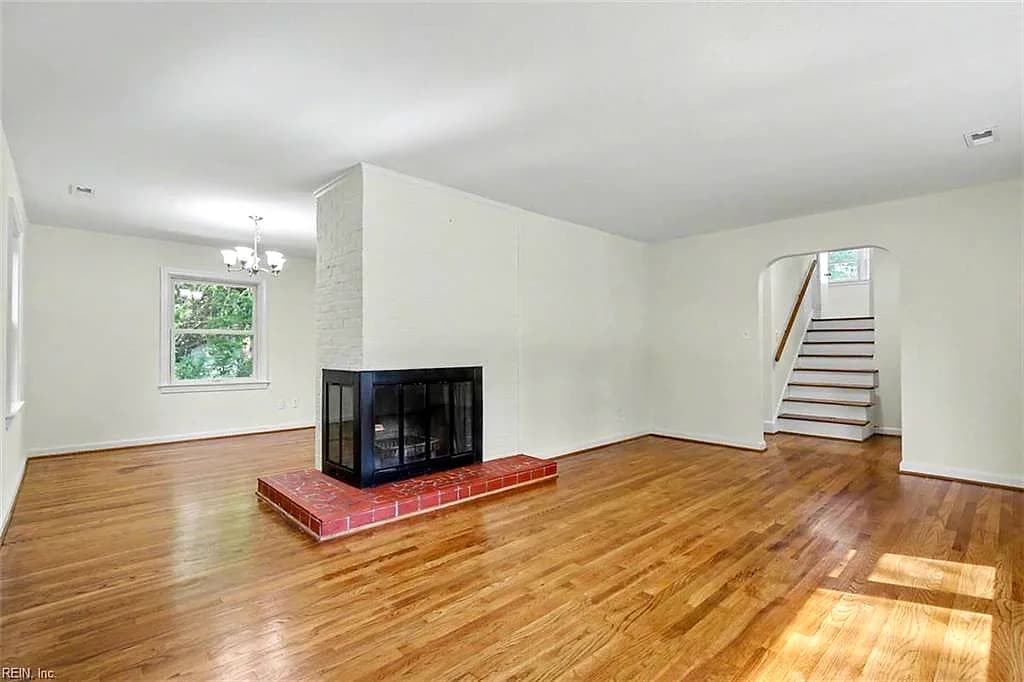8 Riverdale DR, HAMPTON VA 23666 thumb 11