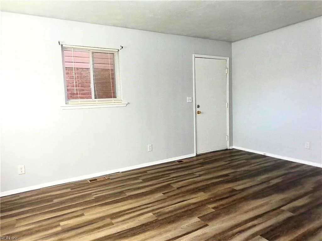 1625 W Pembroke AVE #19, HAMPTON VA 23661 thumb 7