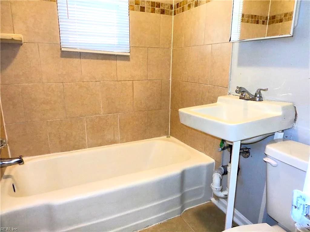 1625 W Pembroke AVE #19, HAMPTON VA 23661 thumb 10