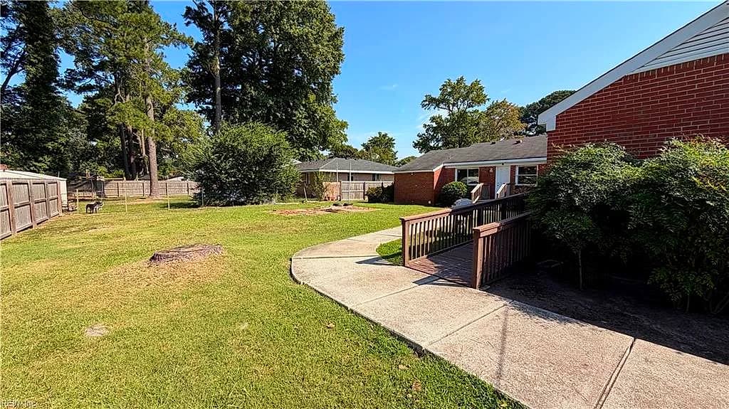 333 Lynn Shores DR, VIRGINIA BEACH VA 23452 - Photo 3