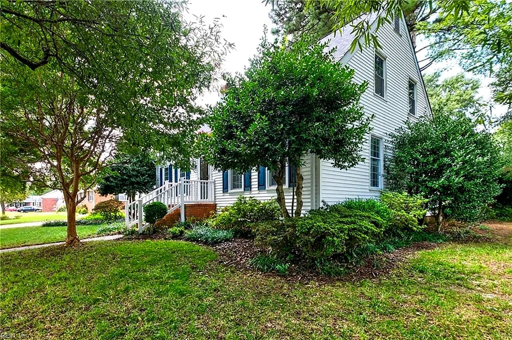 629 Ben Bow DR, VIRGINIA BEACH VA 23464 - Photo 3