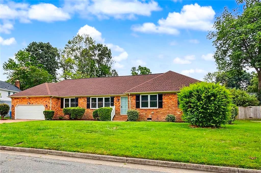 904 Stockbridge DR, VIRGINIA BEACH VA 23464 - Photo 4