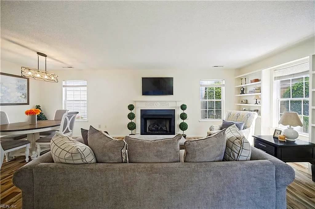 952 Gas Light LN, VIRGINIA BEACH VA 23462 thumb 8