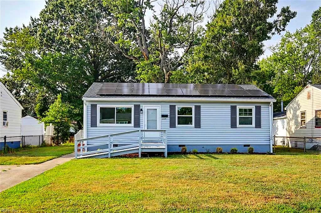 1115 77th ST, NEWPORT NEWS VA 23605 - Photo 3