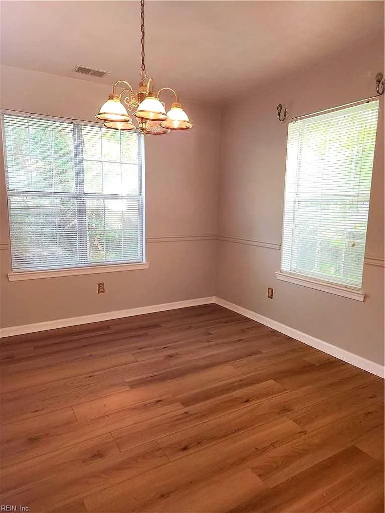 8824 Hammett AVE, NORFOLK VA 23503 - Photo 5