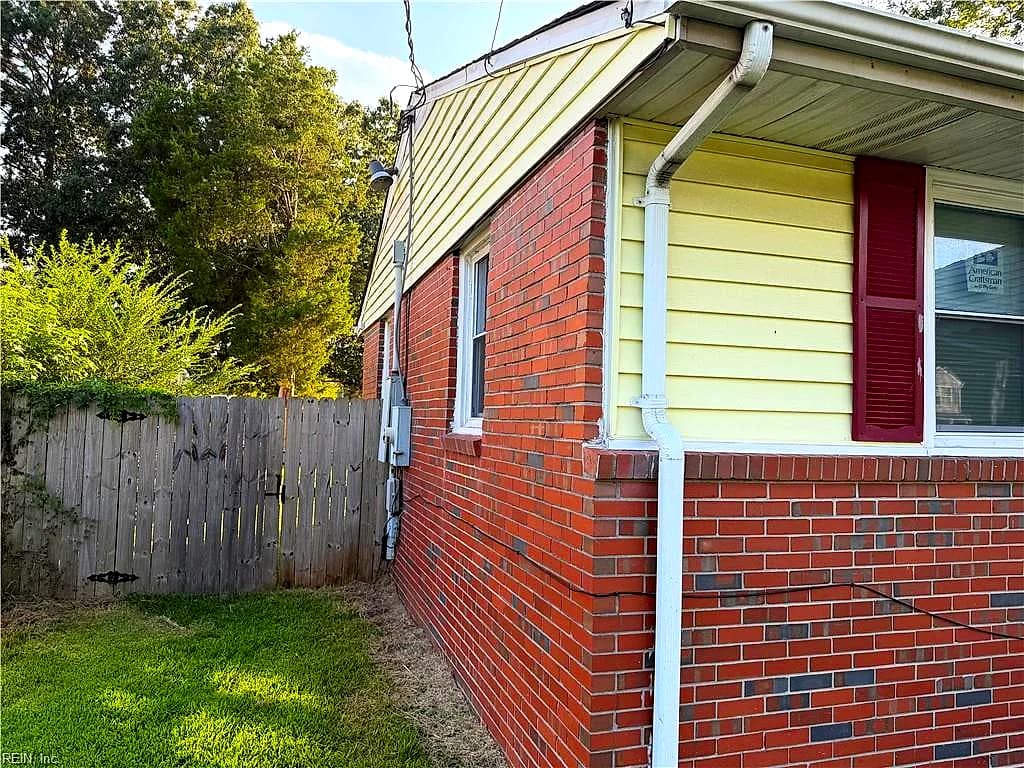 2918 Berkley AVE, CHESAPEAKE VA 23325 - Photo 4