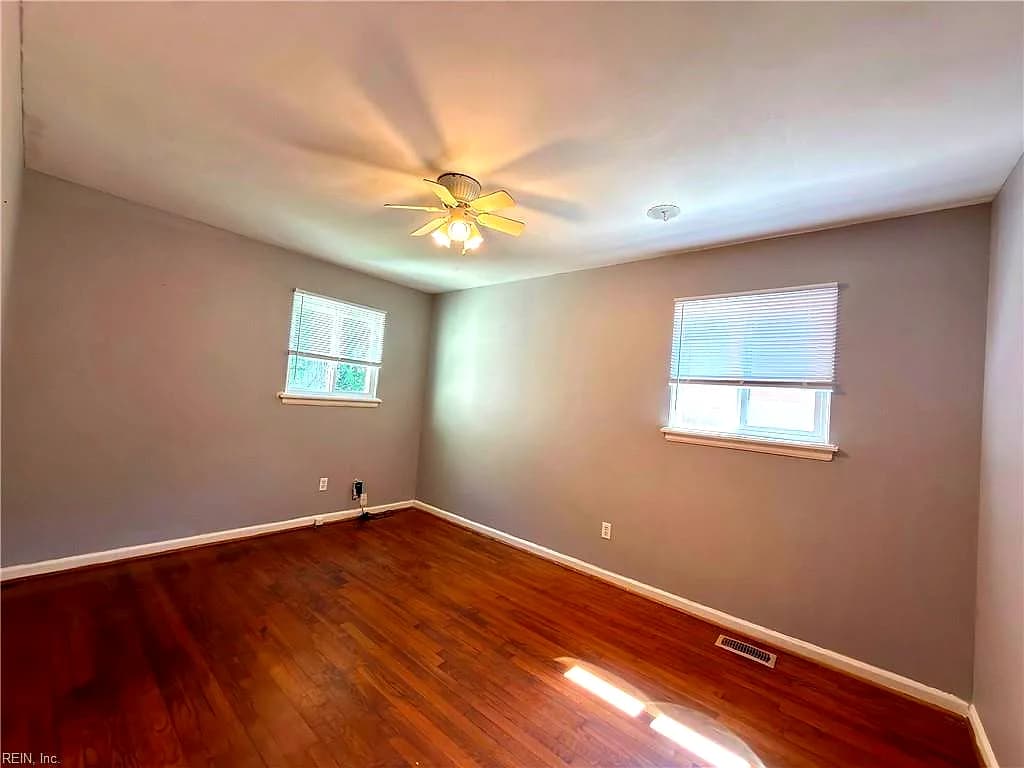 216 Kelly AVE W, HAMPTON VA 23663 thumb 11