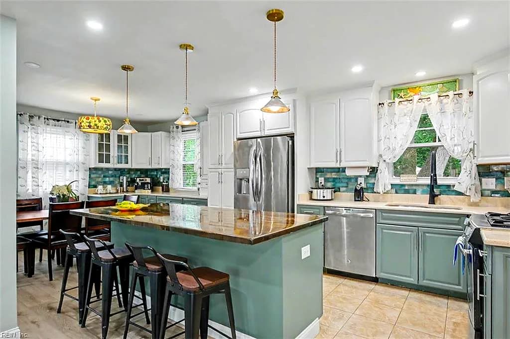 2980 Lynnhaven DR, VIRGINIA BEACH VA 23451 thumb 7