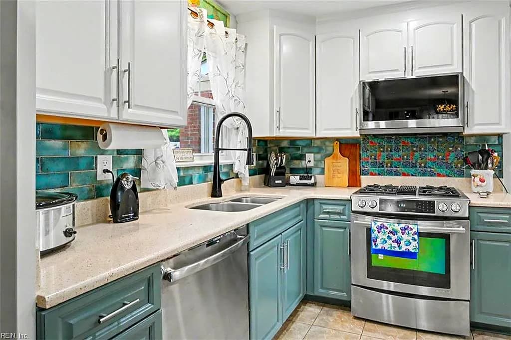 2980 Lynnhaven DR, VIRGINIA BEACH VA 23451 thumb 10