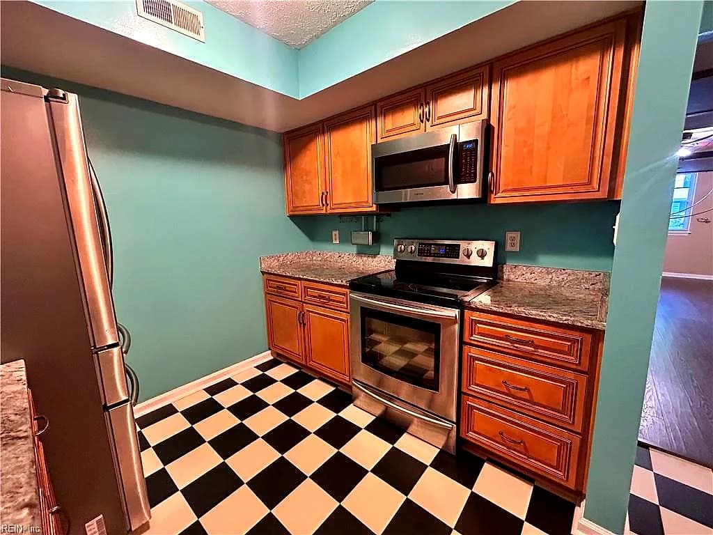 42 Otsego DR, NEWPORT NEWS VA 23602 thumb 8