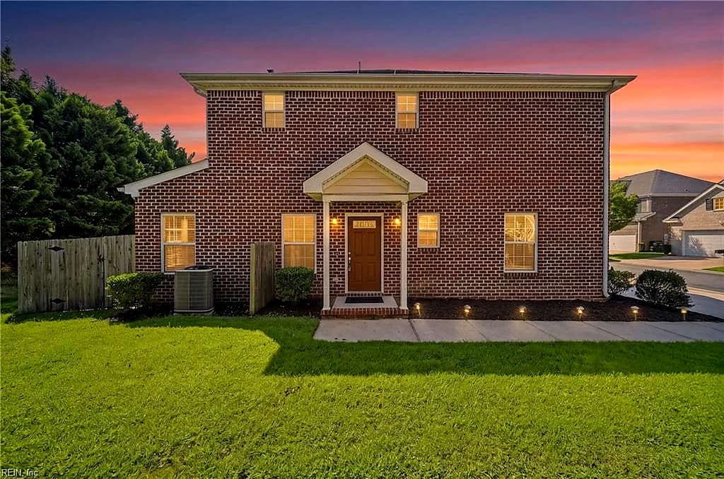 169 Nautico WAY, PORTSMOUTH VA 23703 - Main photo