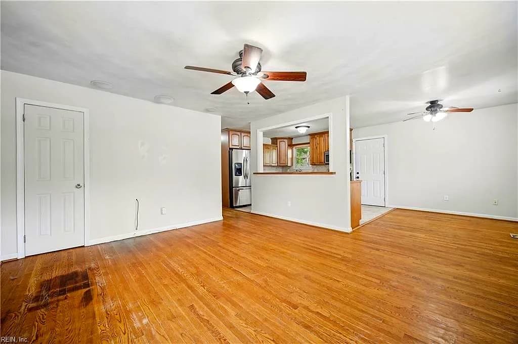 312 S Curry ST, HAMPTON VA 23663 - Photo 3